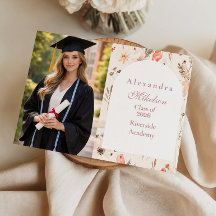 Photo Soft Botanical Chic Graduation