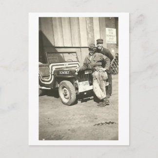 PHOTOBOMB! Vintage 1940's Photo Postcard