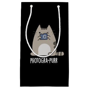 Photograh-purr Funny Cat Photographer Pun Dark BG Small Gift Bag