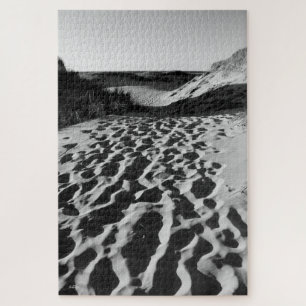 photograph of beach, black and white jigsaw puzzle