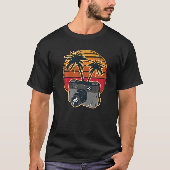 Photographer Retro Camera Sunset Vintage Photograp T-Shirt (Front)