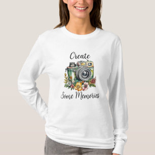 Photography Graphics and Quote Vintage Camera T-Shirt