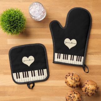 Piano Keys Heart Personalised Text Oven Mitt & Pot Holder Set