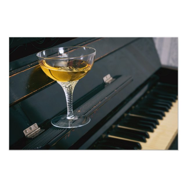 Piano with drink photo print (Front)