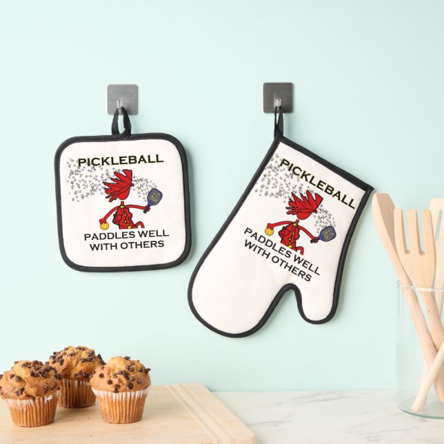 Pickleball Paddles Well With Others Oven Mitt & Pot Holder Set (Insitu(Hanging))