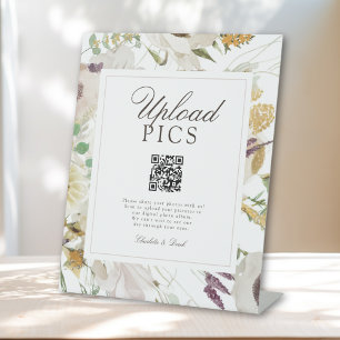  PICS HAPPEN! Modern Spring Wedding Gallery Pedestal Sign
