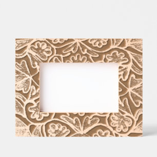 PICTURE FRAME DECORATION STYLE AND DESIGN