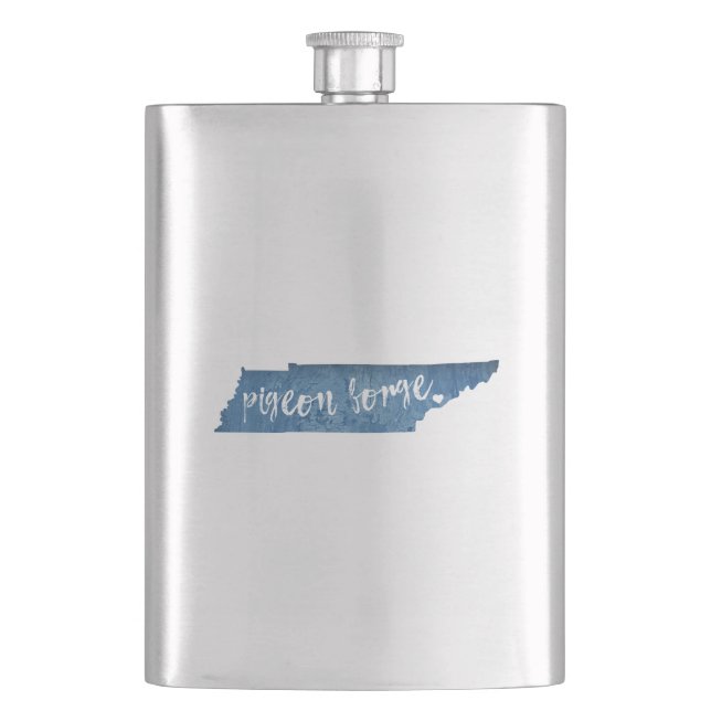 Pigeon Forge Tennessee Wood Grain Hip Flask (Front)