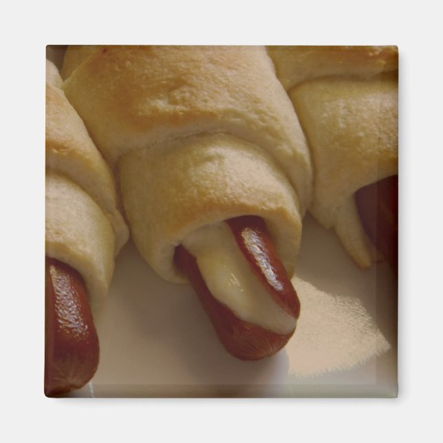 Pigs in a blanket with cheese magnet (Front)