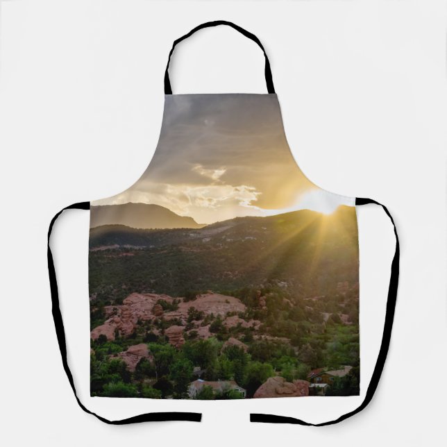 Pikes Peak Sunset Haze Apron (Front)