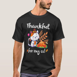 Pilgrim Eating Pumpkin Thanksgiving Thankful For M T-Shirt