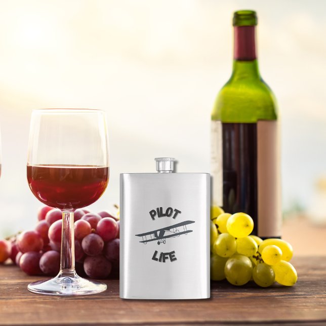 Pilot Life | Aviation | Aeroplane | Flight Hip Flask (Creator Uploaded)