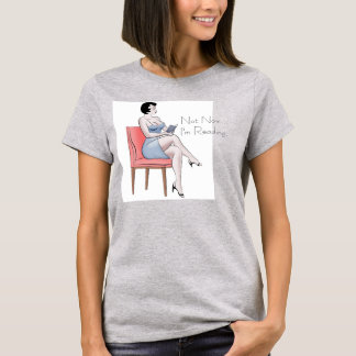 Pin Up Girl Reading, Women's T-shirt