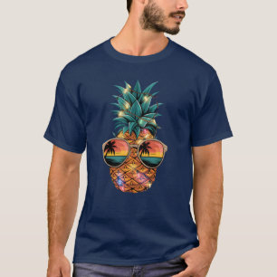 Pineapple Christmas Tree Lights Sunglasses Women T-Shirt