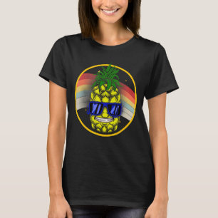 Pineapple Hawaiian Aloha Tropical Honolulu Women M T-Shirt