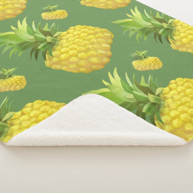 Pineapple Illustration Sherpa Blanket (3/4)