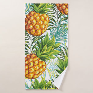Pineapple. Seamless pattern. Vintage floral patter Bath Towel