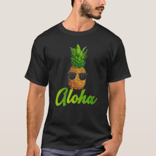 Pineapple Sunglasses Beach Vacation Hawaii Beach A T-Shirt