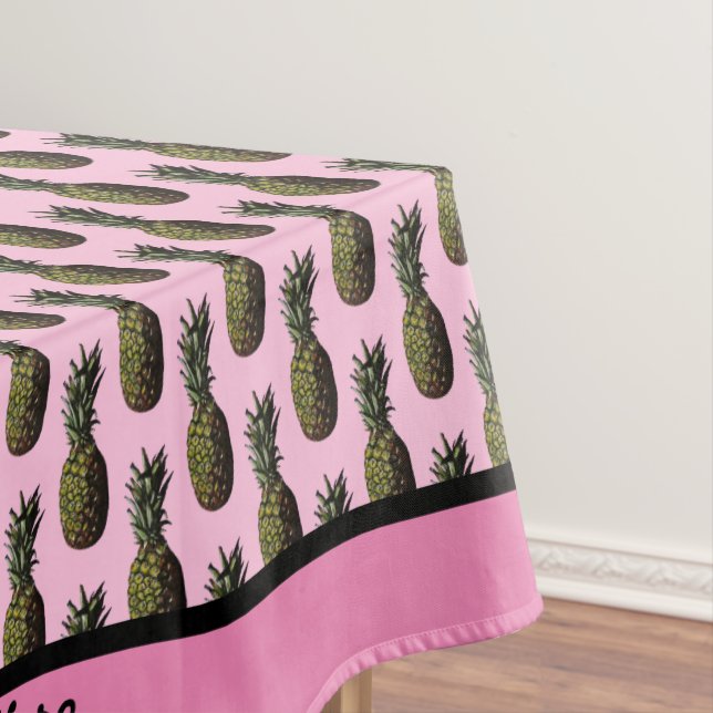 Pineapple Tablecloth (In Situ)
