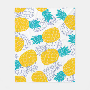 Pineapple white background, seamless pattern. fleece blanket