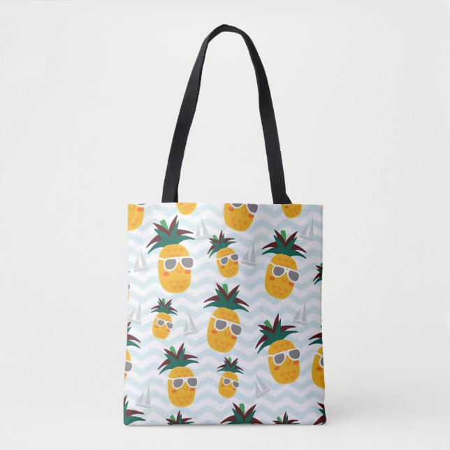Pineapples, boat: cute ocean pattern. tote bag (Front)
