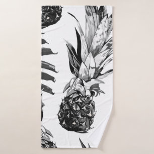 Pineapples, tropical jungle leaves. Beautiful seam Bath Towel