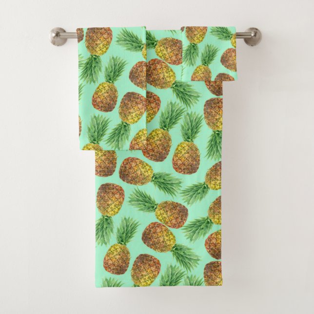 Pineapples watercolor 2 bath towel set (Insitu)