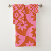 Pink and Orange Flowers on Mid Century Scallop 