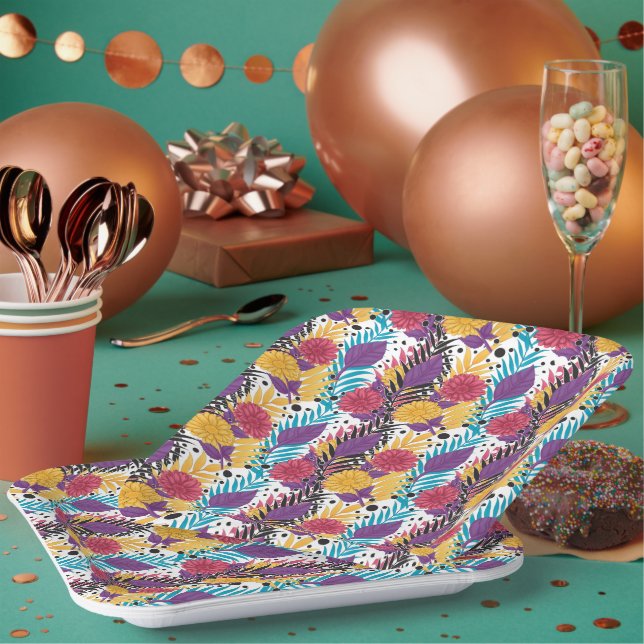 Pink and purple cut flowers with intricate petals  paper plate (Multi)