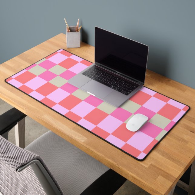 Pink and Sand Beige Retro Chequerboard Pattern Desk Mat (Office 2)
