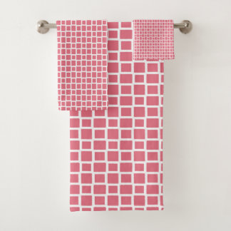 Pink and White Chequered Pattern Bath Towel Set
