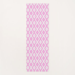 Pink and white diamond pattern yoga mat