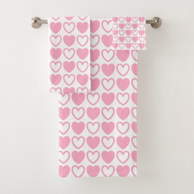 Pink and White Hearts Bath Towel Set (Insitu)