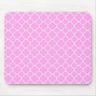 Pink And White Quatrefoil Pattern Mouse Pad