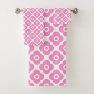 Pink and white simple floral pattern bath towel set