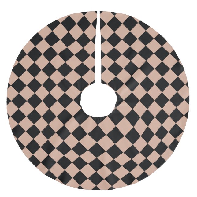 Pink Black Chequered Diamond Pattern Brushed Polyester Tree Skirt (Front)