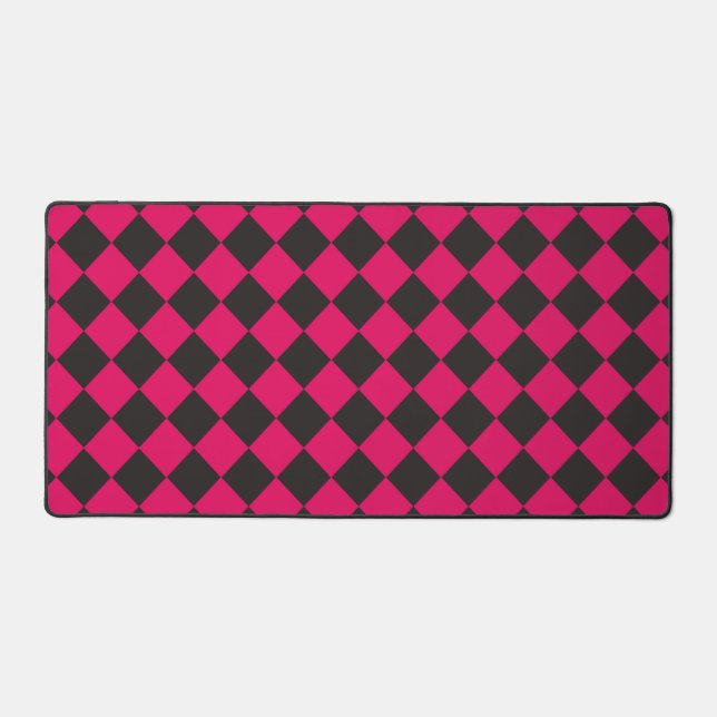 Pink Black Chequered Diamond Pattern  Desk Mat (Front)