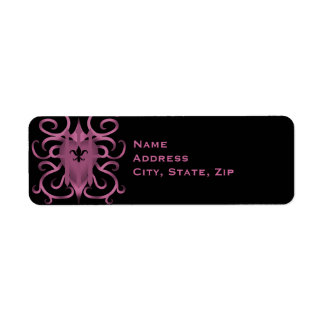 Pink captured heart return address label