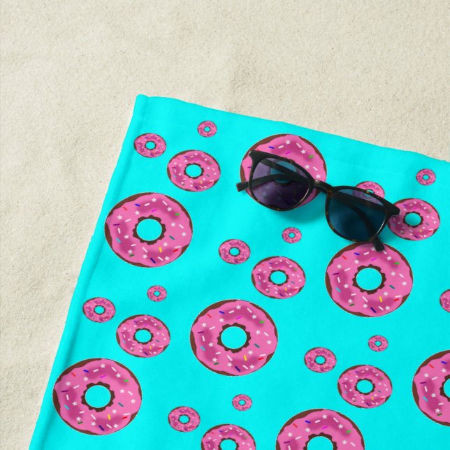 Pink cream doughnuts beach towel (In Situ)