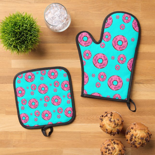 Pink cream doughnuts oven mitt & pot holder set (Top Down)