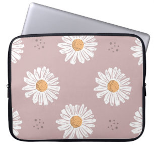 Pink Daisy: Floral Repeat Pattern. Laptop Sleeve