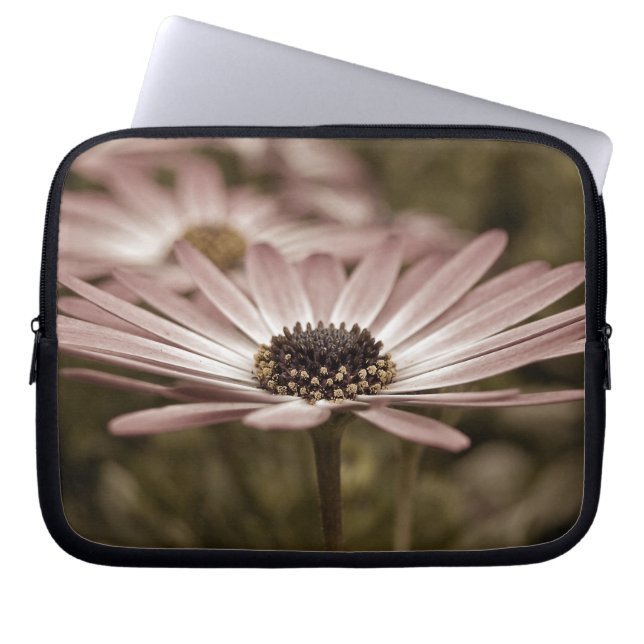 Pink Daisy Laptop Sleeve (Front)