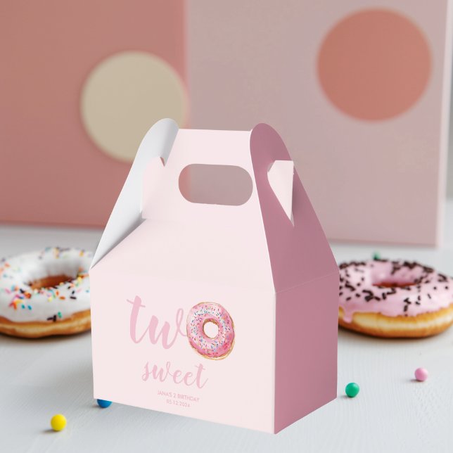  Pink Doughnut Birthday Favour Box (Creator Uploaded)