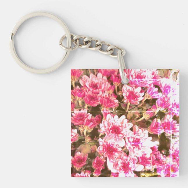 Pink Floral Bloom Pattern – Soft Botanical Design Key Ring (Front)