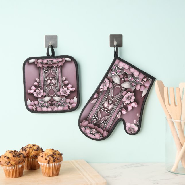 Pink Floral Oven Mitt & Pot Holder Set (Insitu(Hanging))