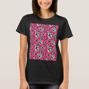 Pink Floral Paisley Pattern Design  T-Shirt