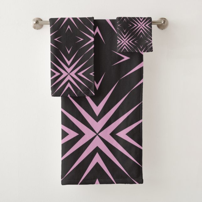 Pink Geometric Bath Towel Set (Insitu)