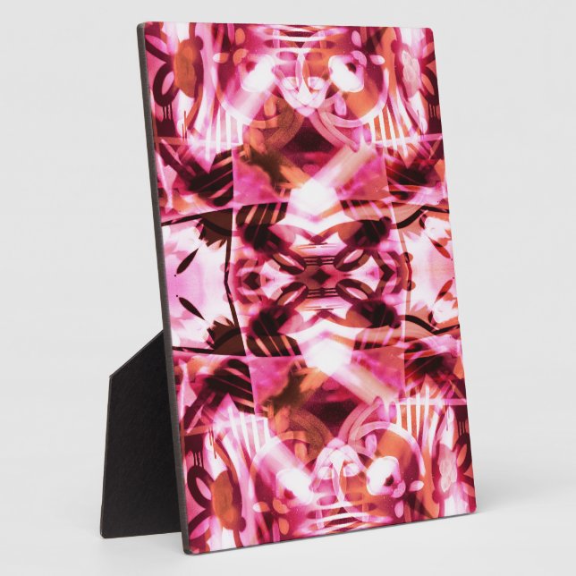 Pink graffiti pattern plaque (Side)