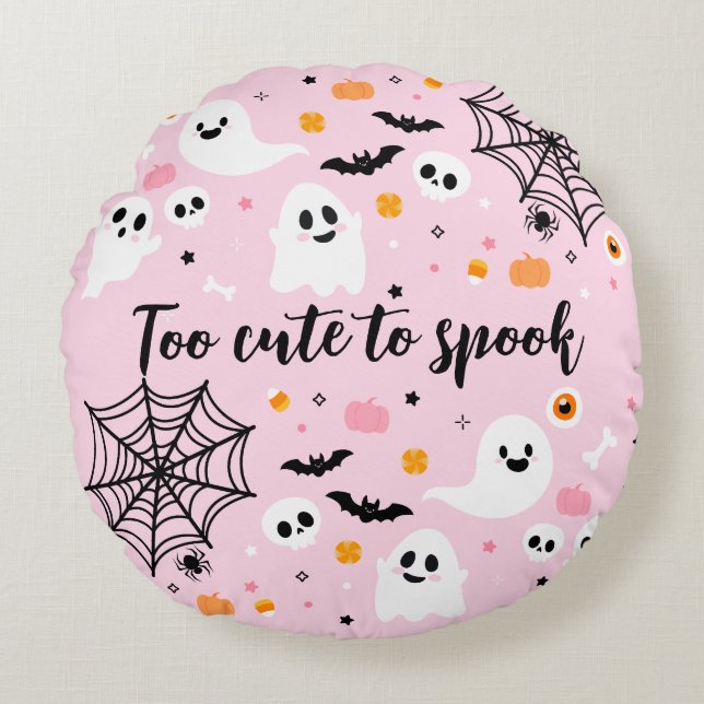 Pink Halloween Ghost Decorations Round Cushion (Front)