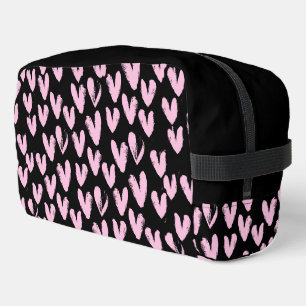 Pink Hearts On Black Dopp Kit